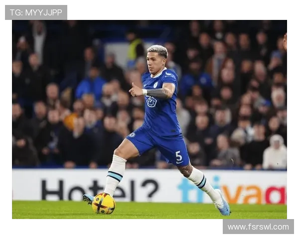 攻防一体！恩佐关键传球定胜局 拼抢积极但效率待打磨(1)