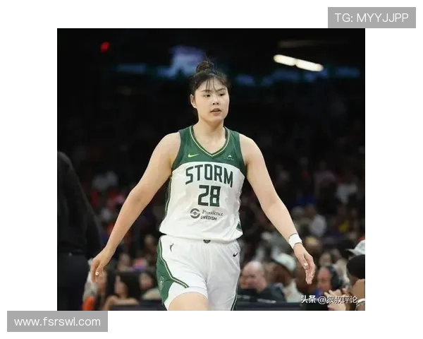 段冉：李月汝飞翼队目标稳定轮换 15-20 分钟成关键(3)